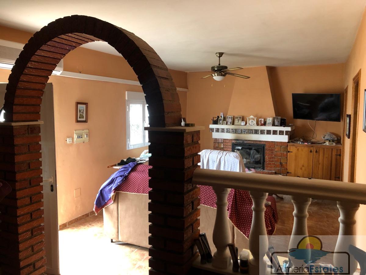 Venta de villa en Cantoria