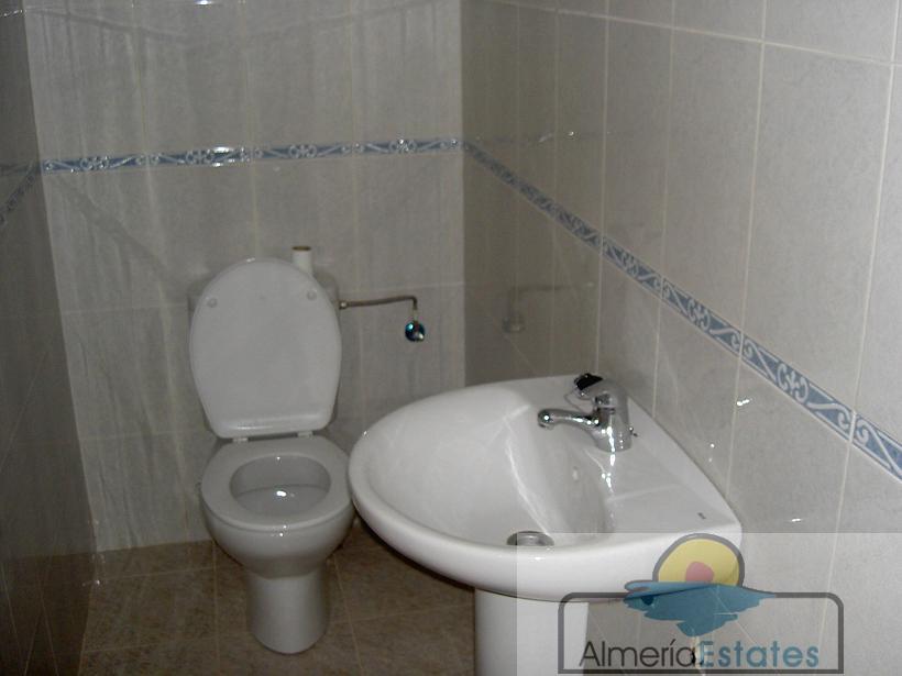 Venta de local en Albox