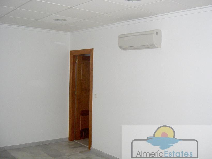 Venta de local en Albox