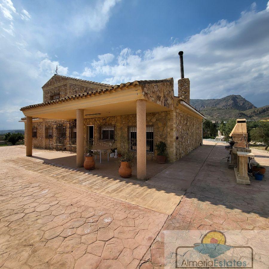 Venta de casa en Olula del Río