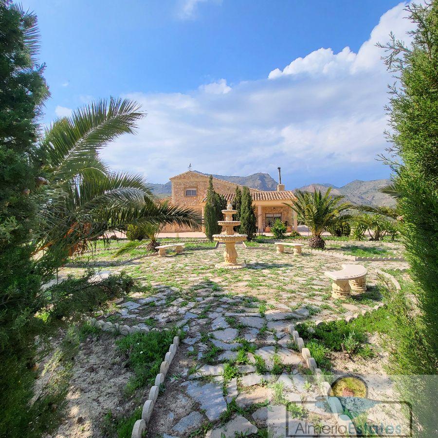 Venta de casa en Olula del Río