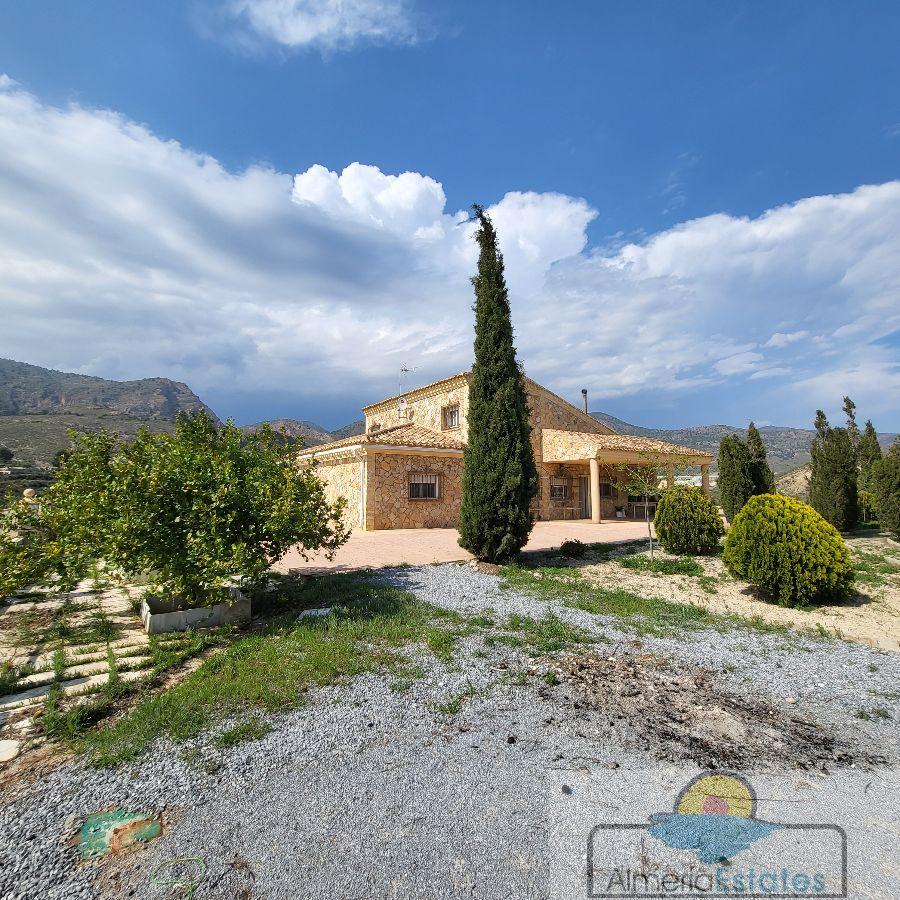 Venta de casa en Olula del Río