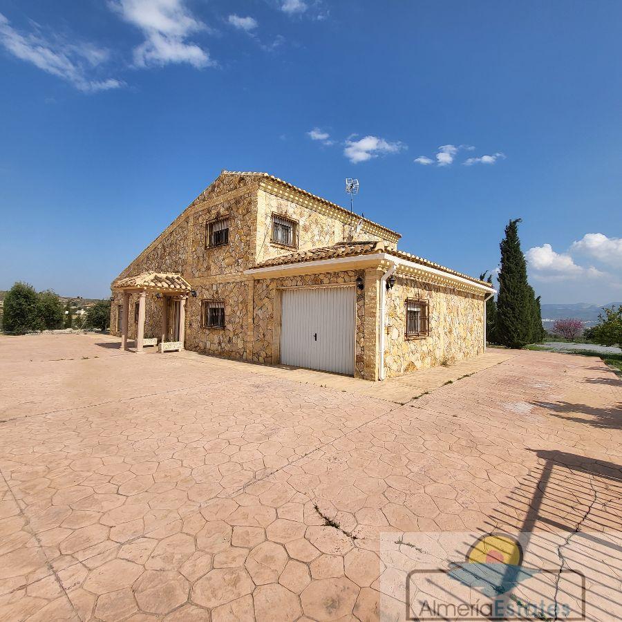 Venta de casa en Olula del Río