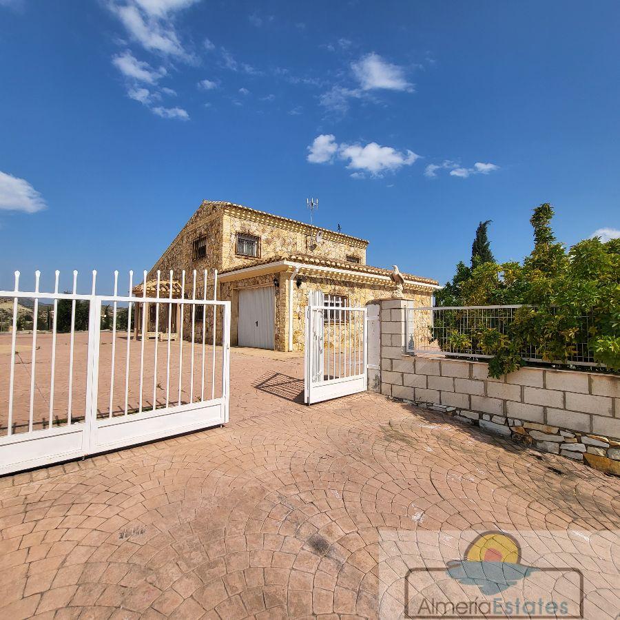 Venta de casa en Olula del Río