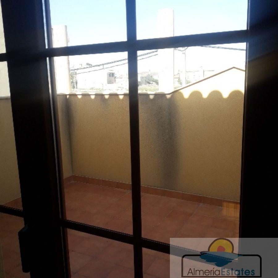 Venta de casa en Zurgena
