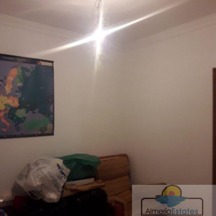 Venta de casa en Zurgena