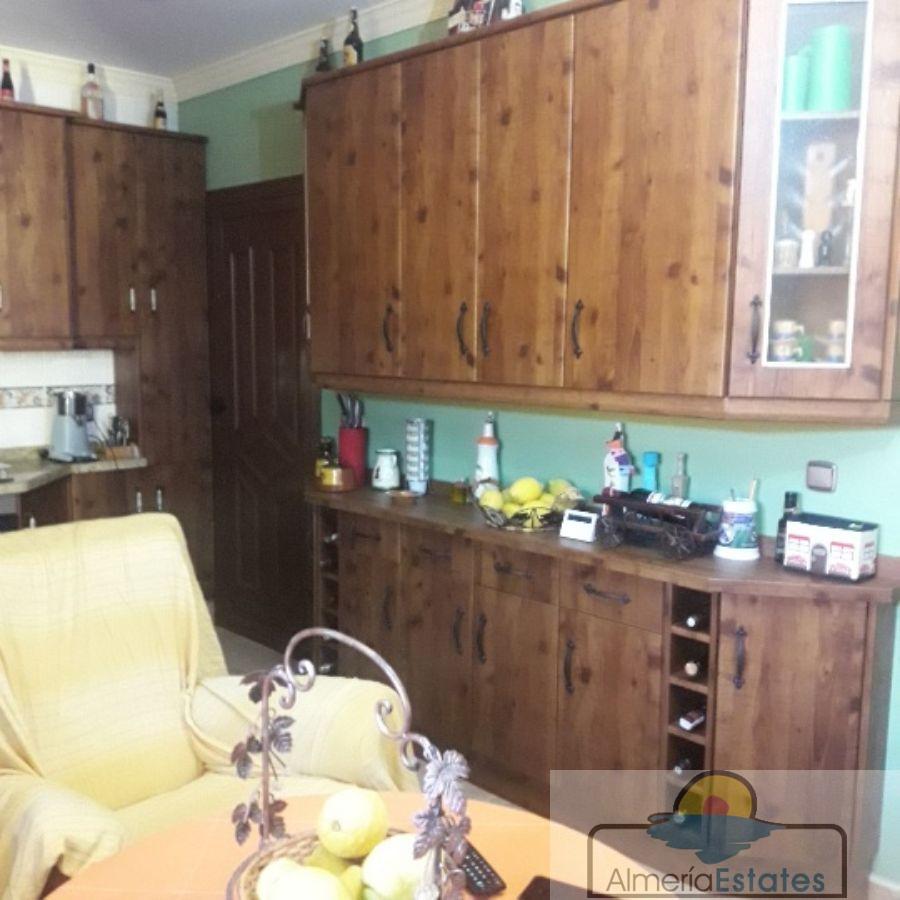 Venta de casa en Zurgena