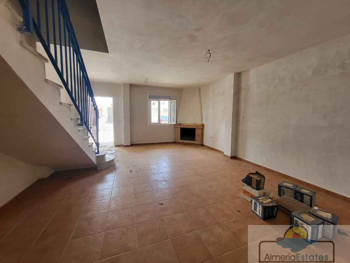 Venta de casa en Lubrín