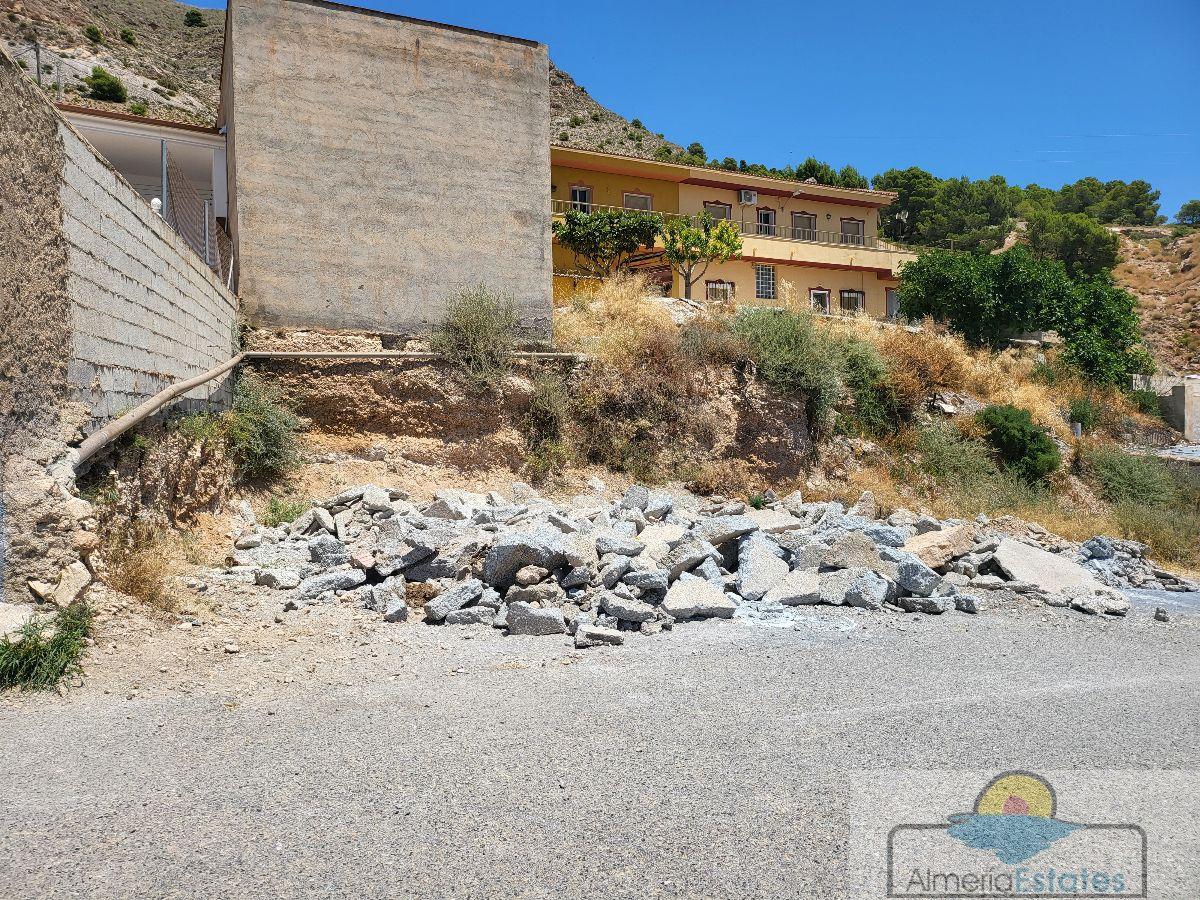 Venta de terreno en Somontín