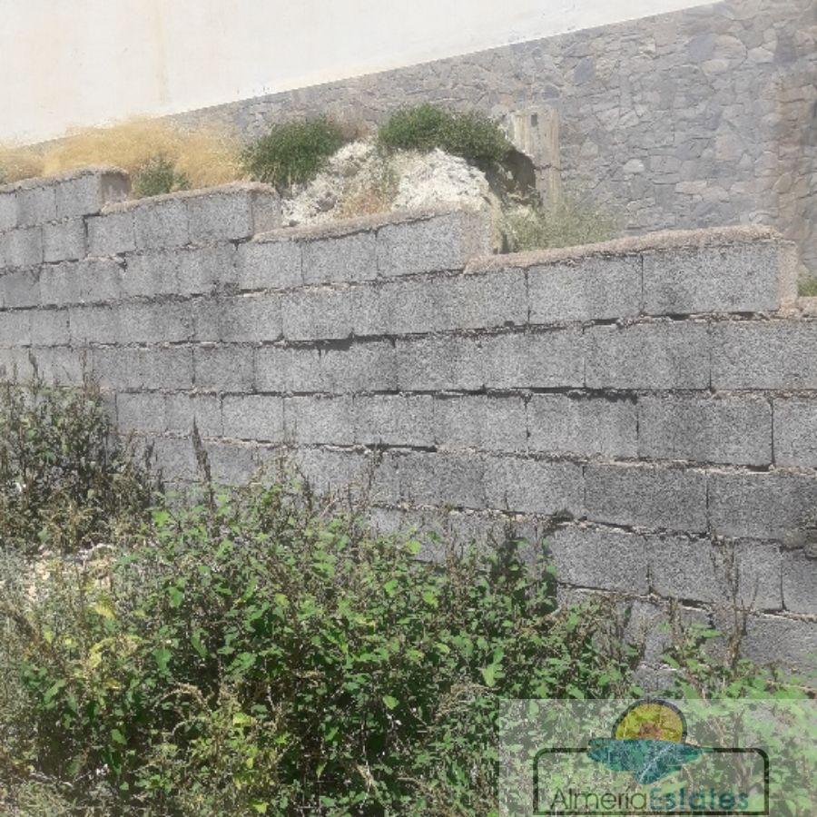 Venta de casa en Zurgena