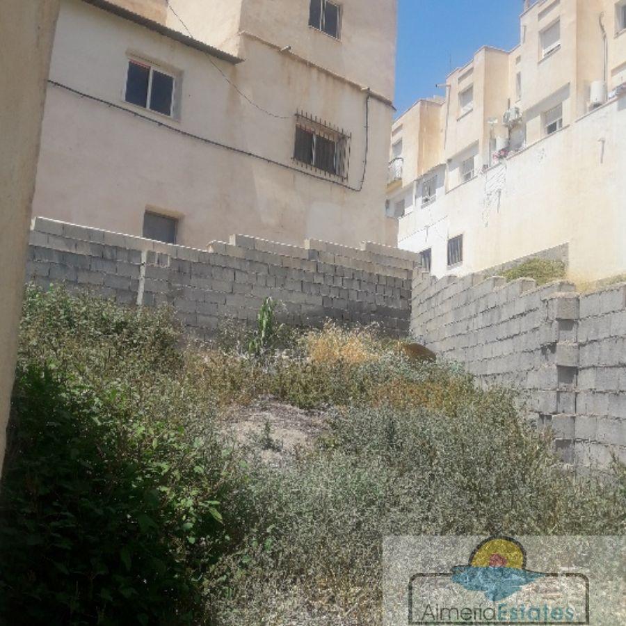 Venta de casa en Zurgena