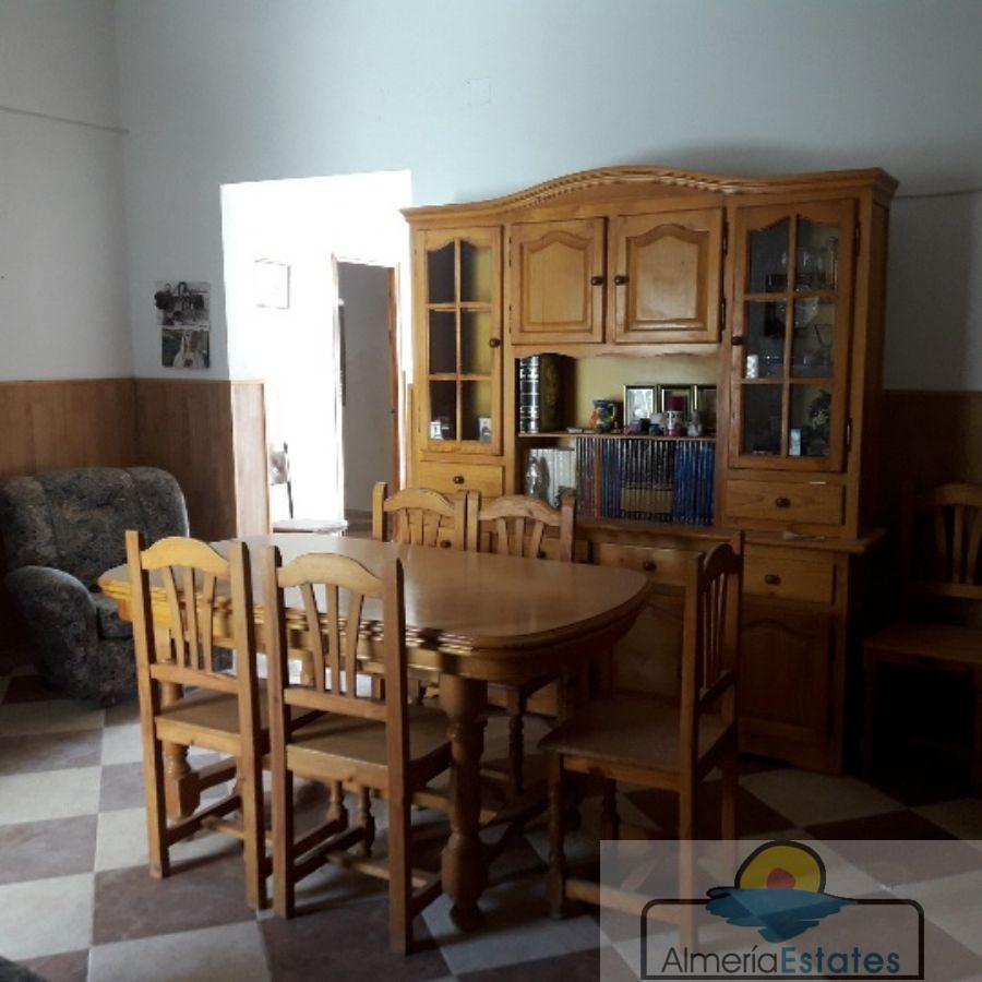 Venta de villa en Albox