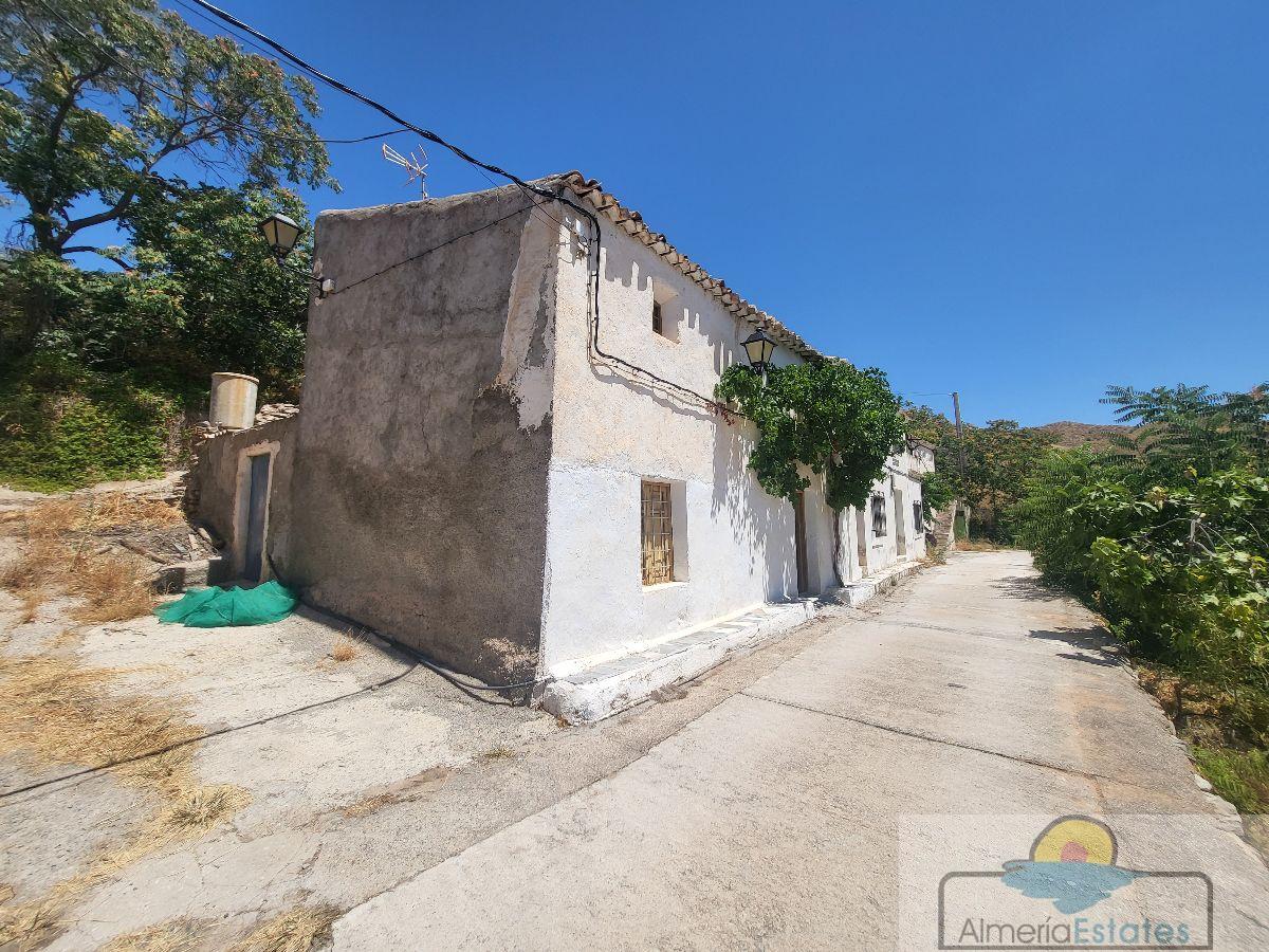 Venta de casa en Albánchez