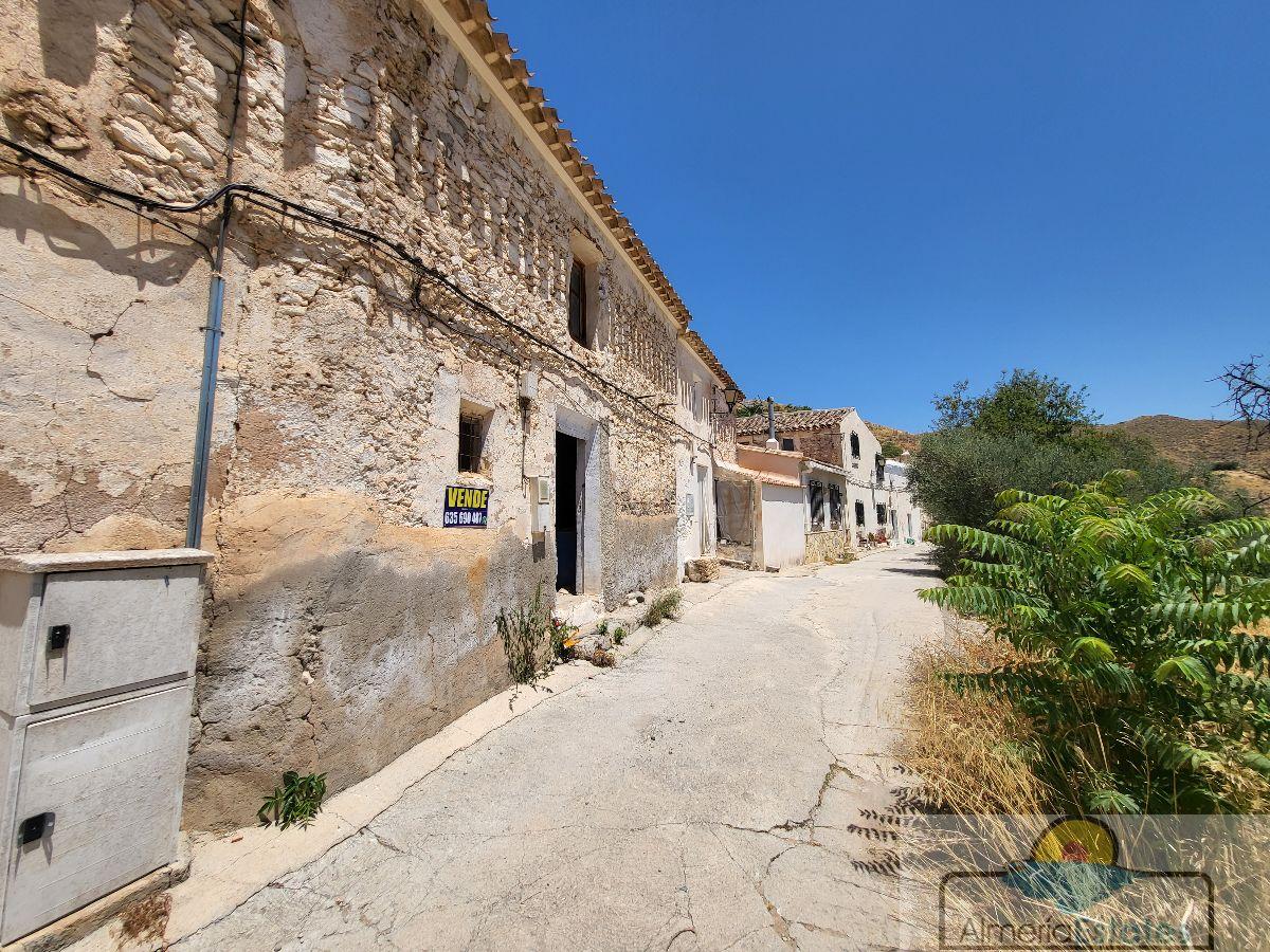 Venta de casa en Albánchez