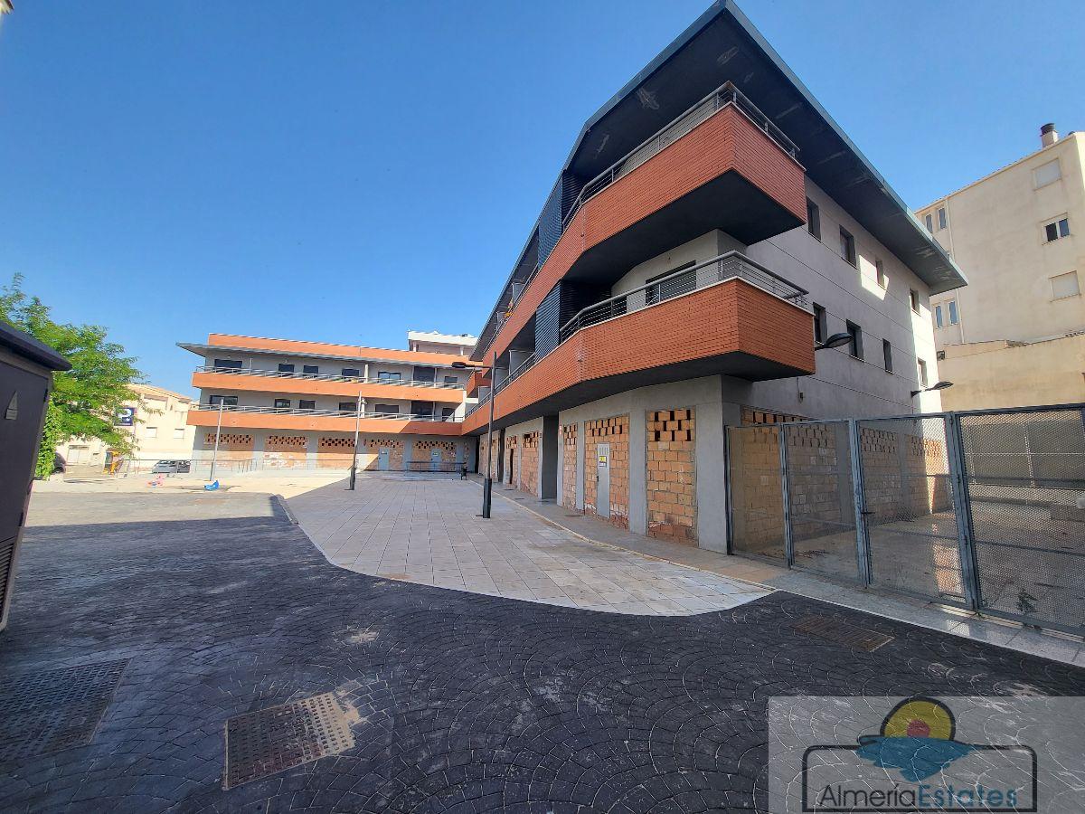 For sale of premises in Olula del Río