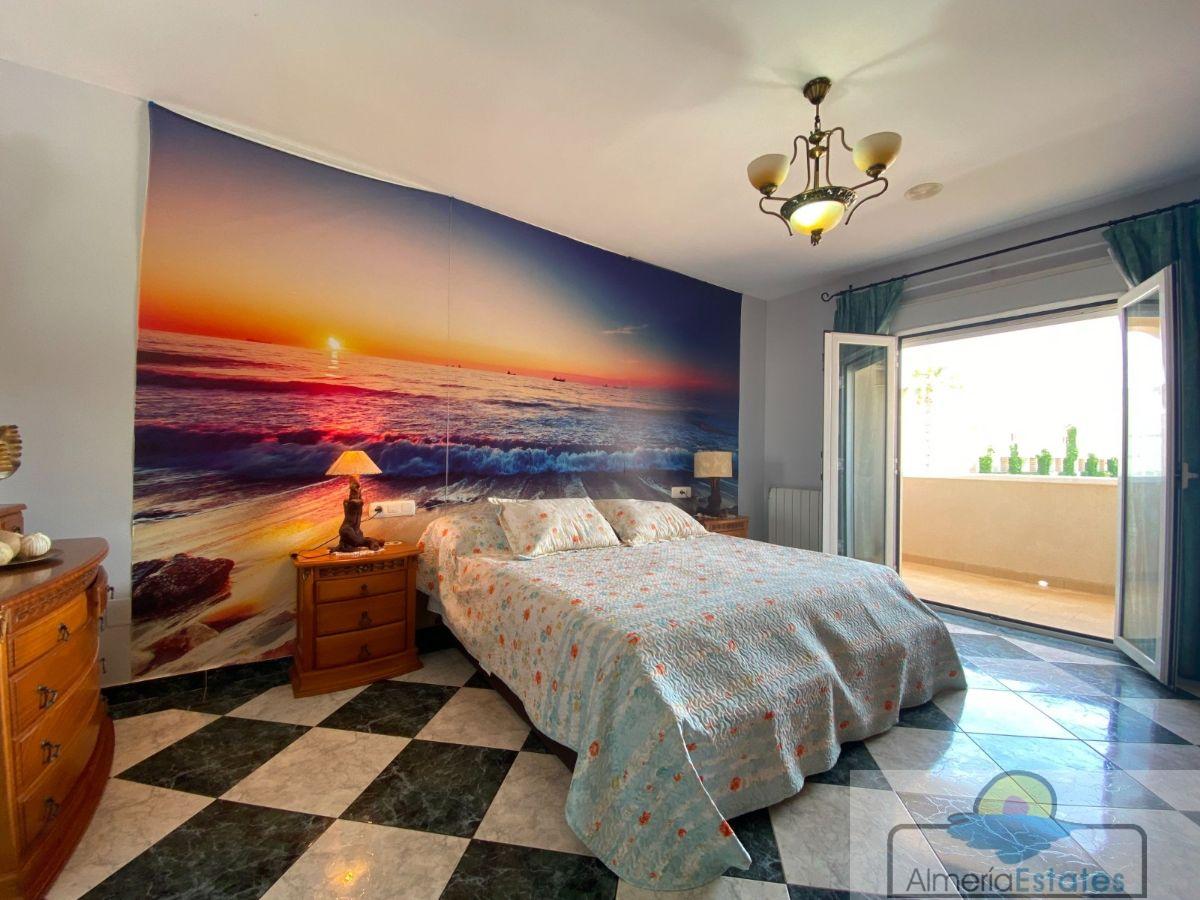 Venta de casa en Garrucha