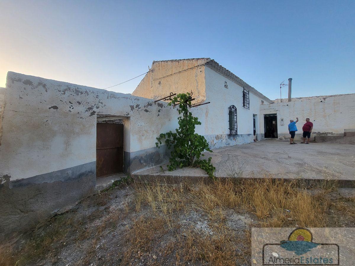 Venta de casa en Albox