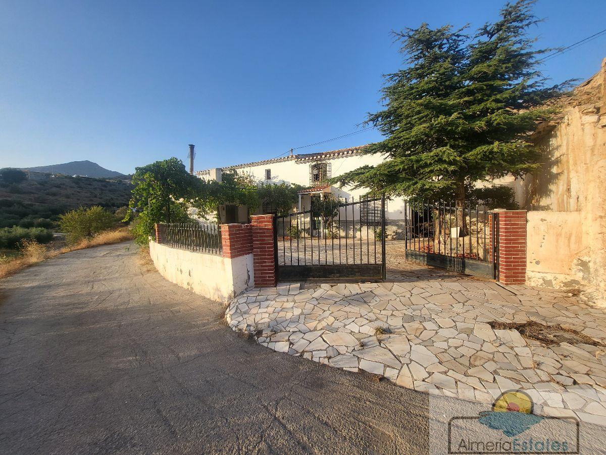 Venta de casa en Albox