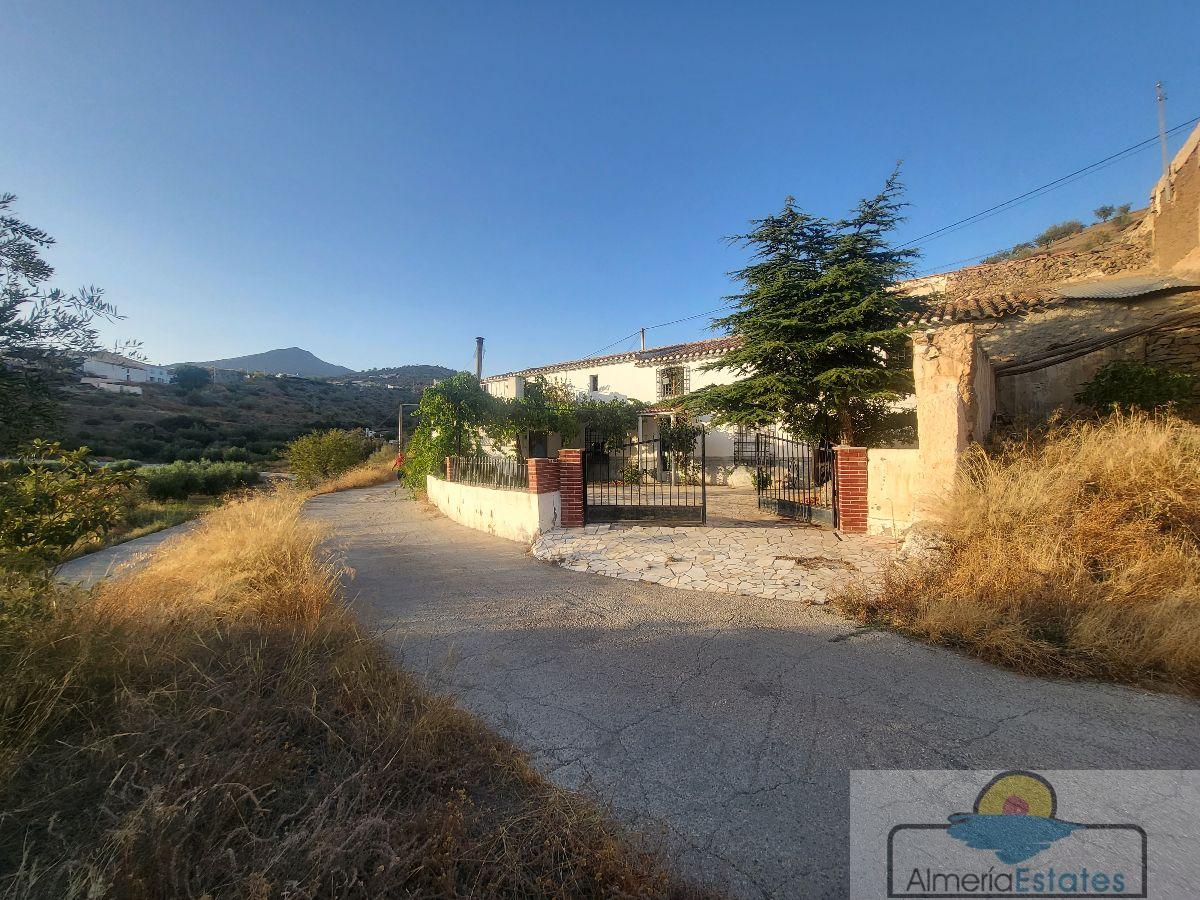 Venta de casa en Albox