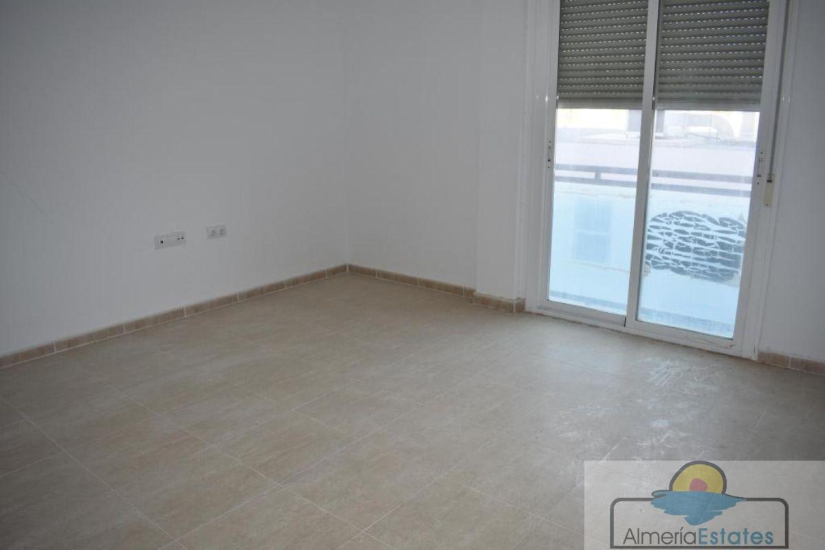 Venta de piso en Fines