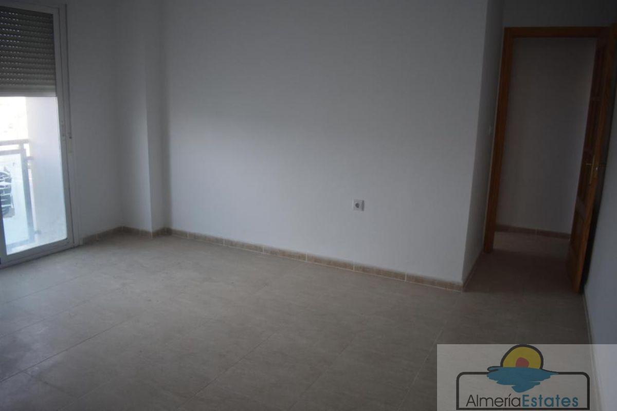 Venta de piso en Fines