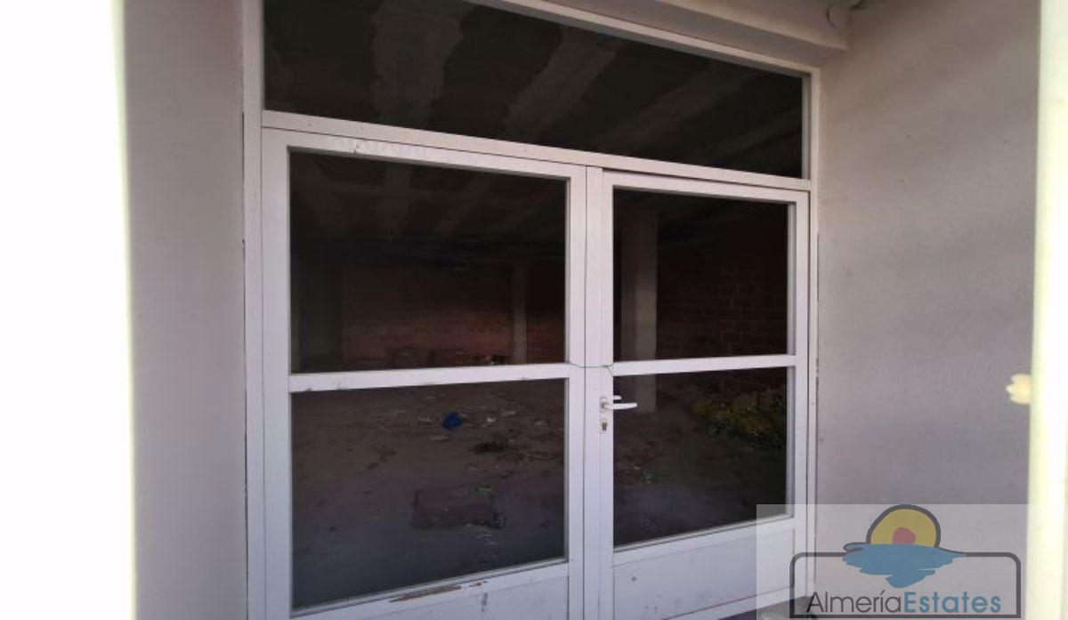 For sale of office in Fines