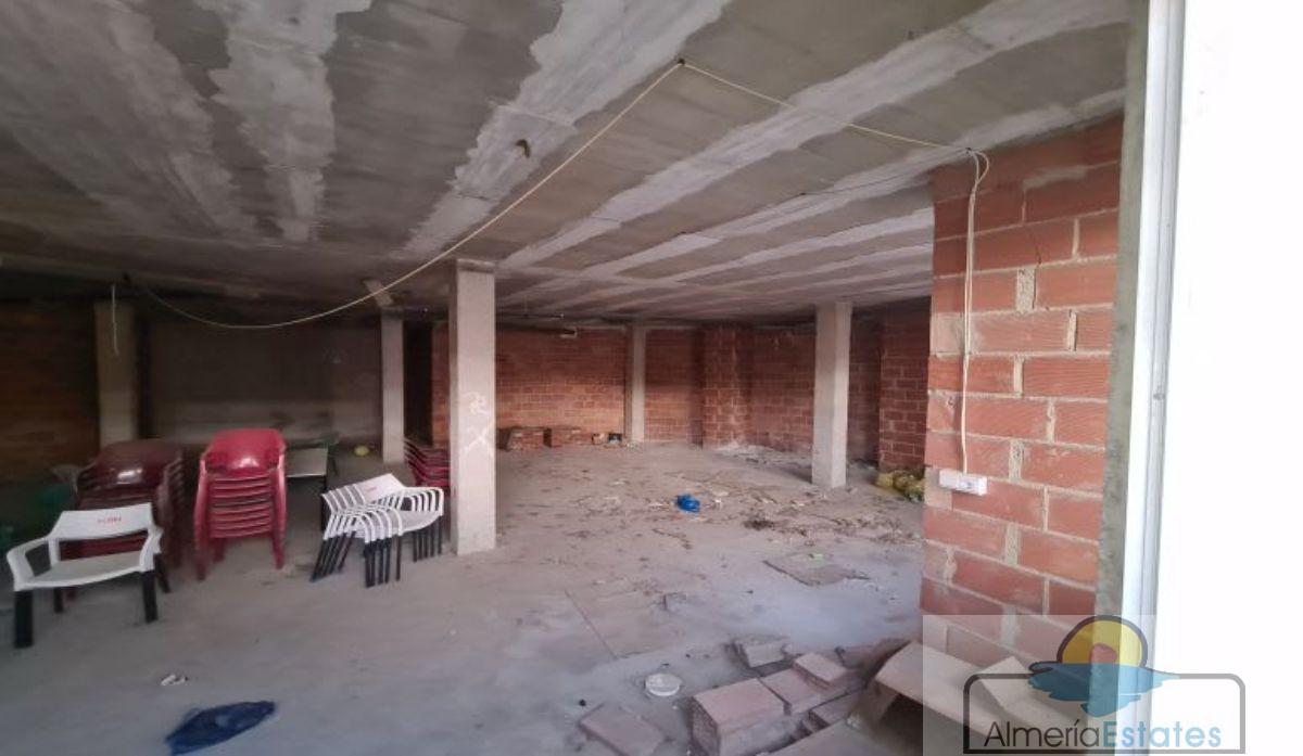 For sale of office in Fines