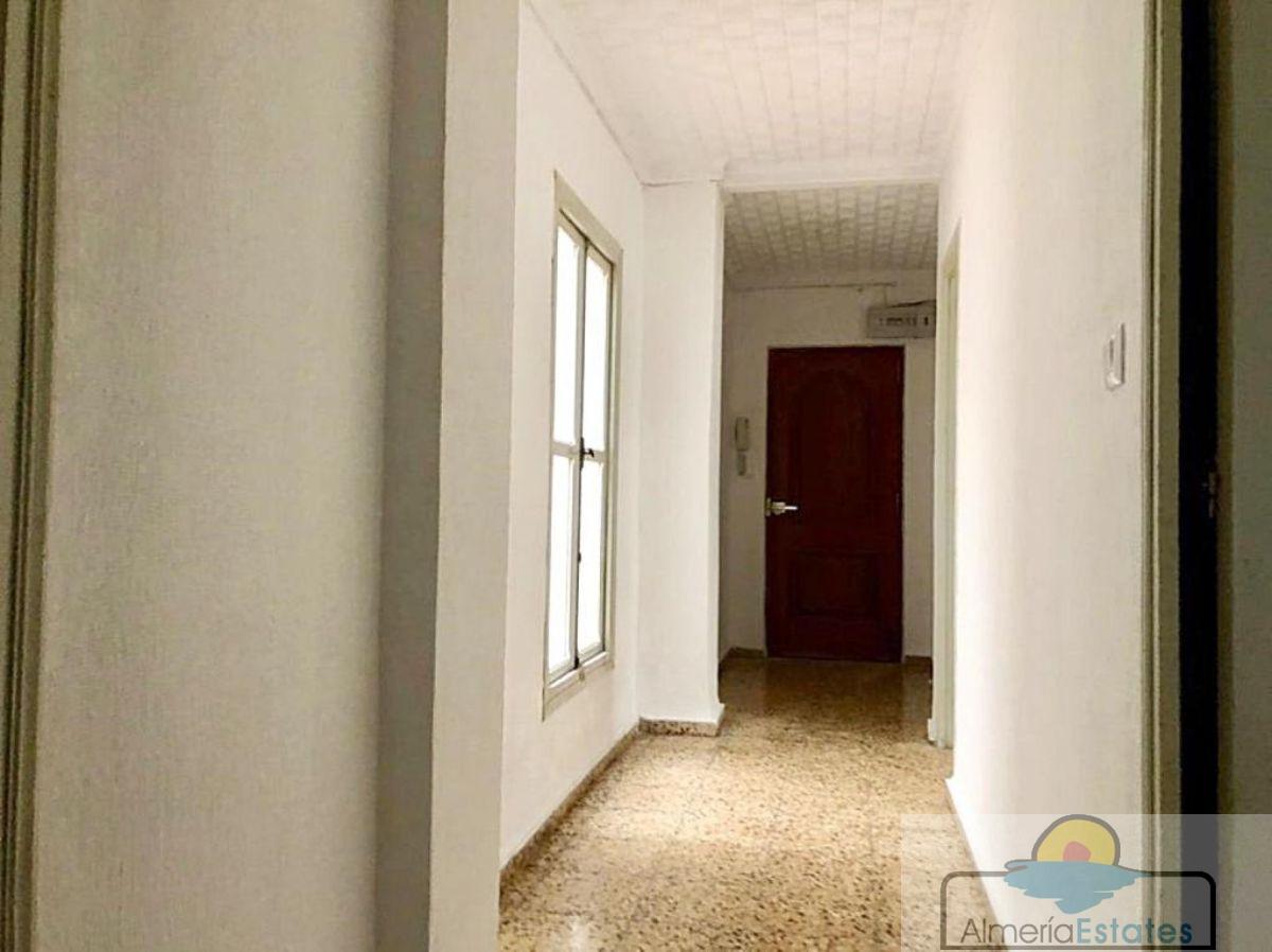 For sale of flat in Macael