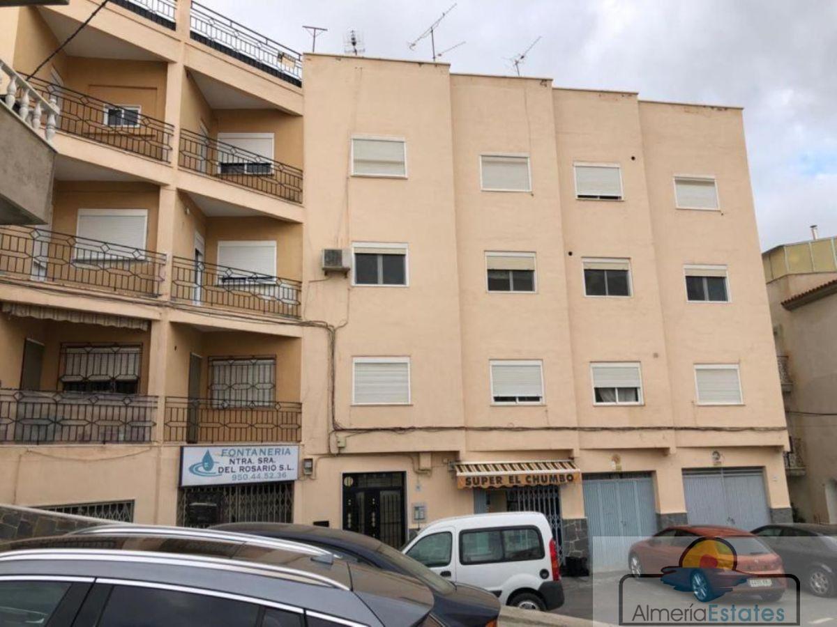 For sale of flat in Macael