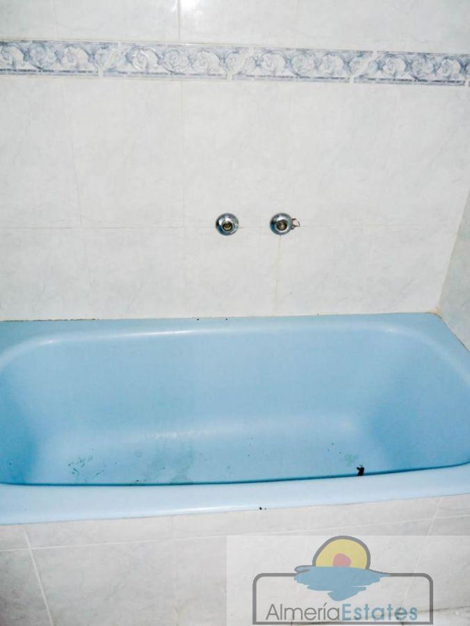 For sale of flat in Macael