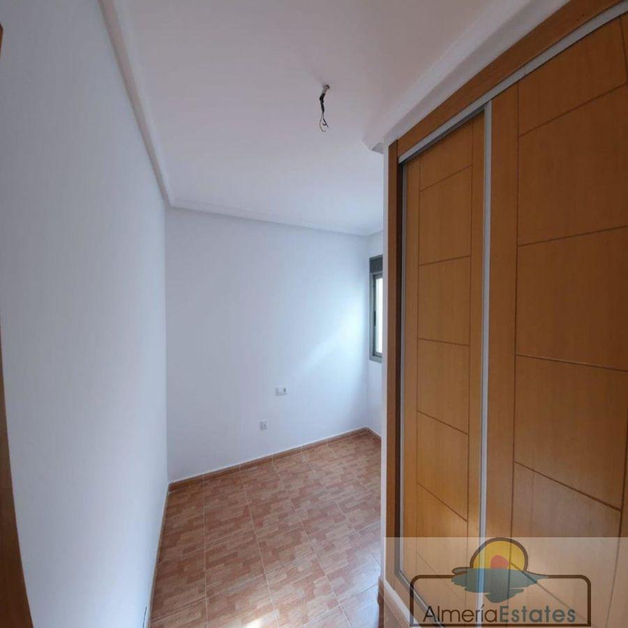 For sale of flat in Olula del Río