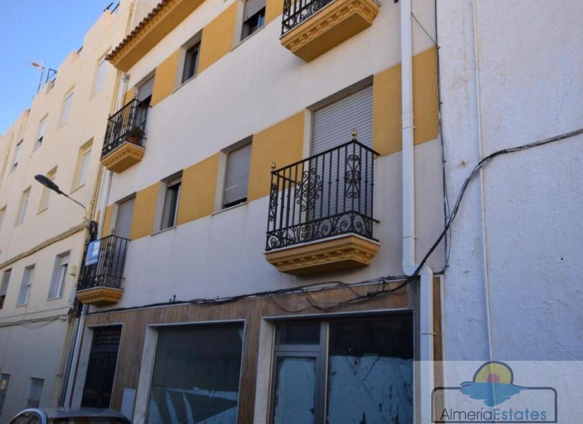 For sale of flat in Olula del Río