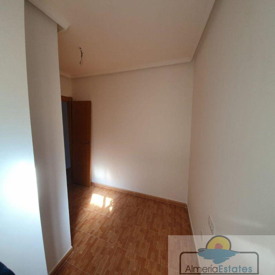 For sale of flat in Olula del Río