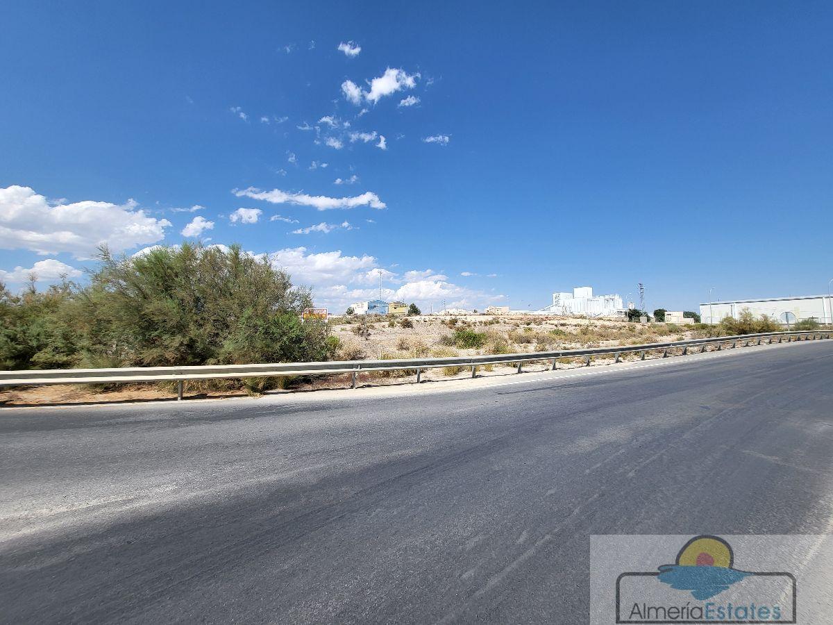 Venta de terreno en Albox