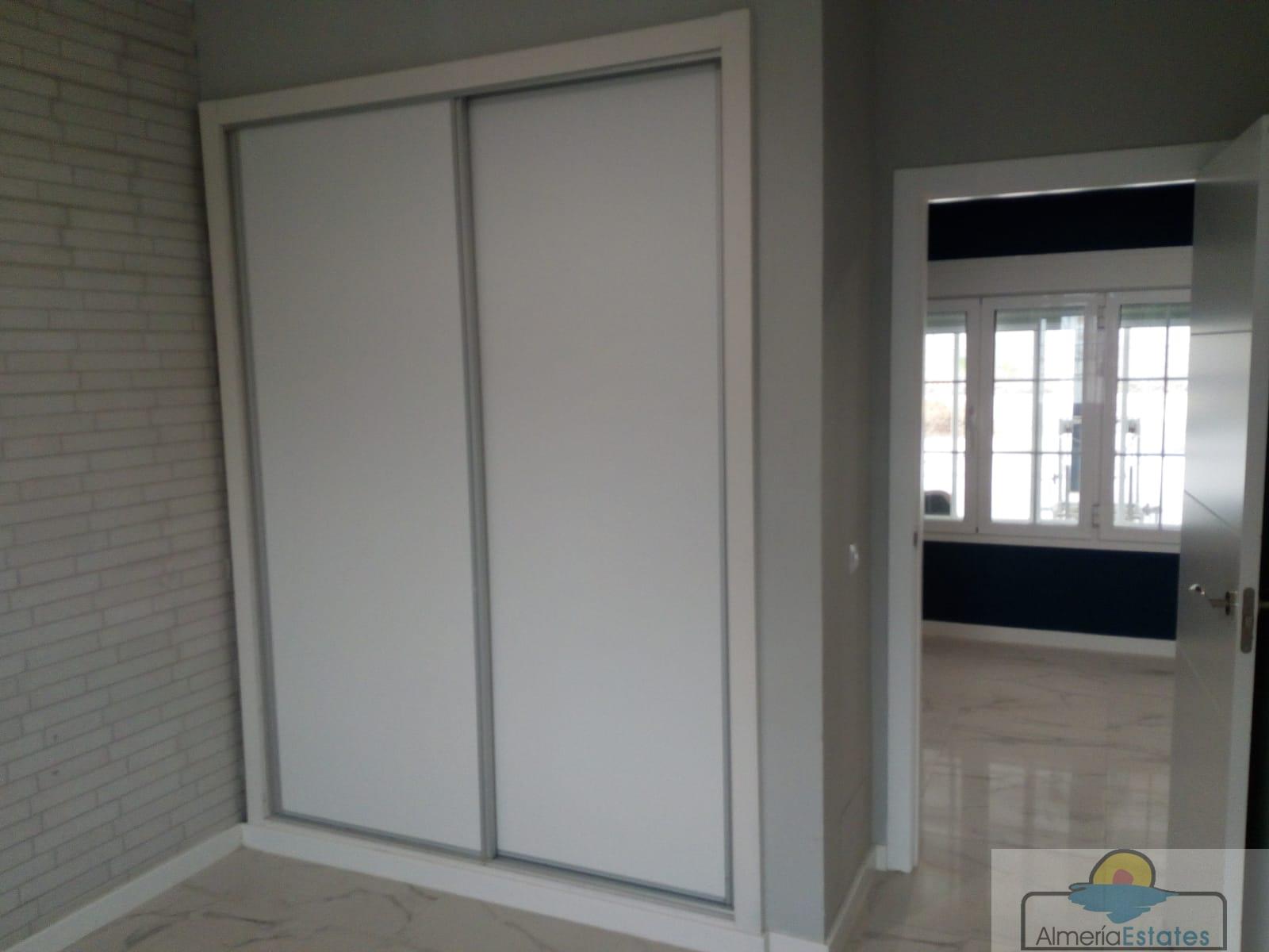 Venta de villa en Tíjola