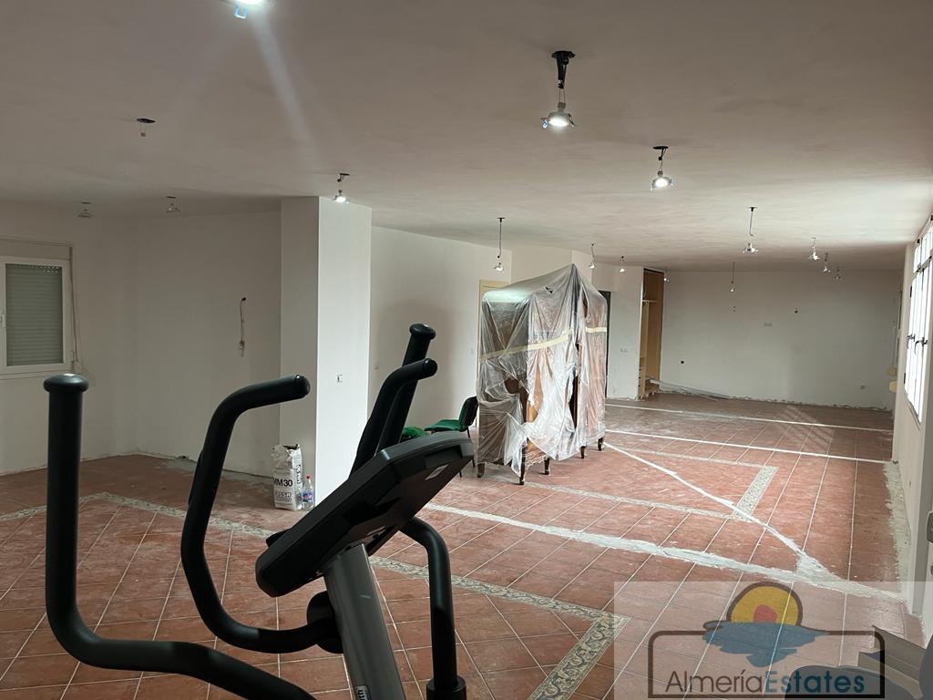 Venta de villa en Tíjola