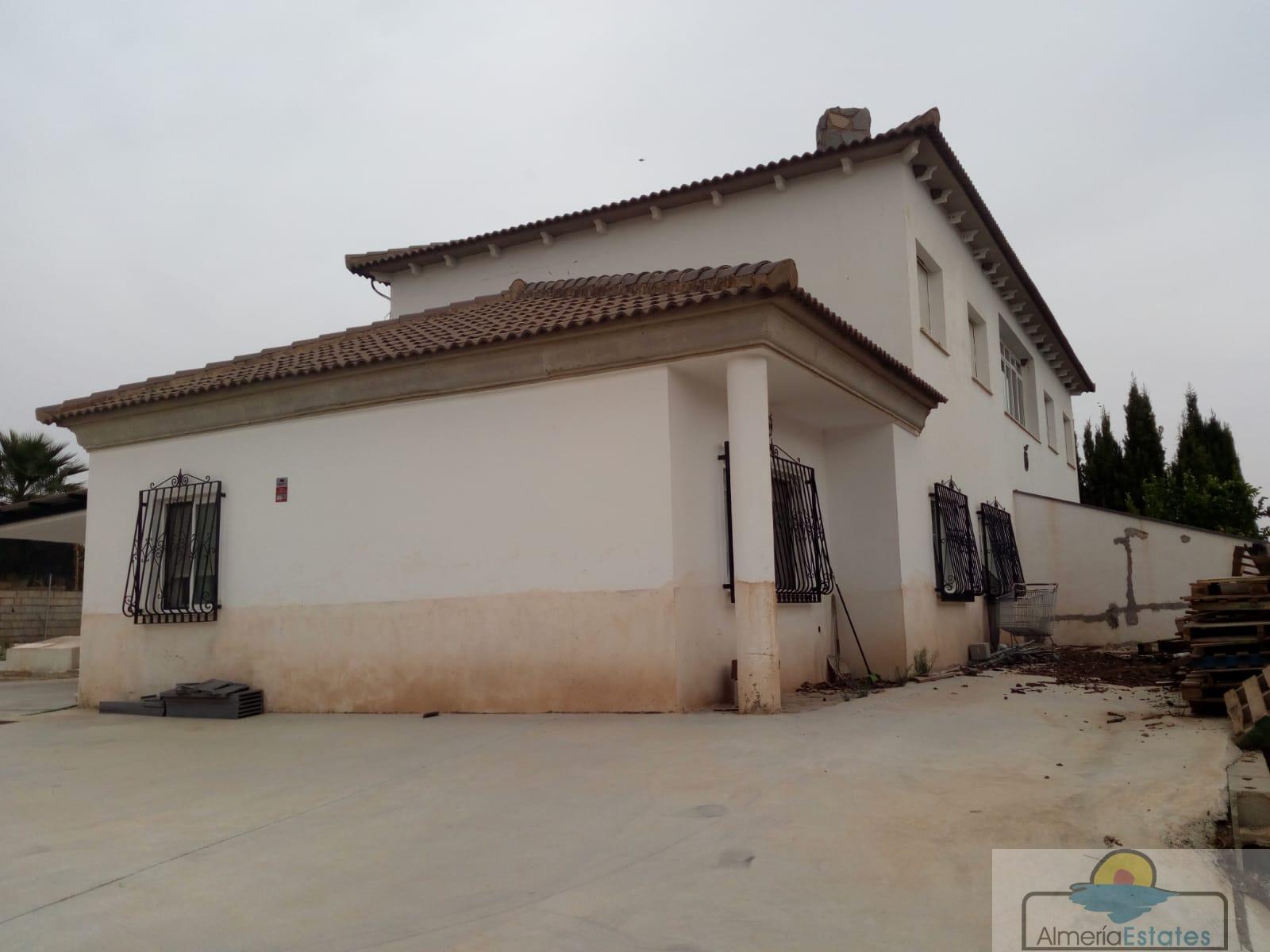 Venta de villa en Tíjola