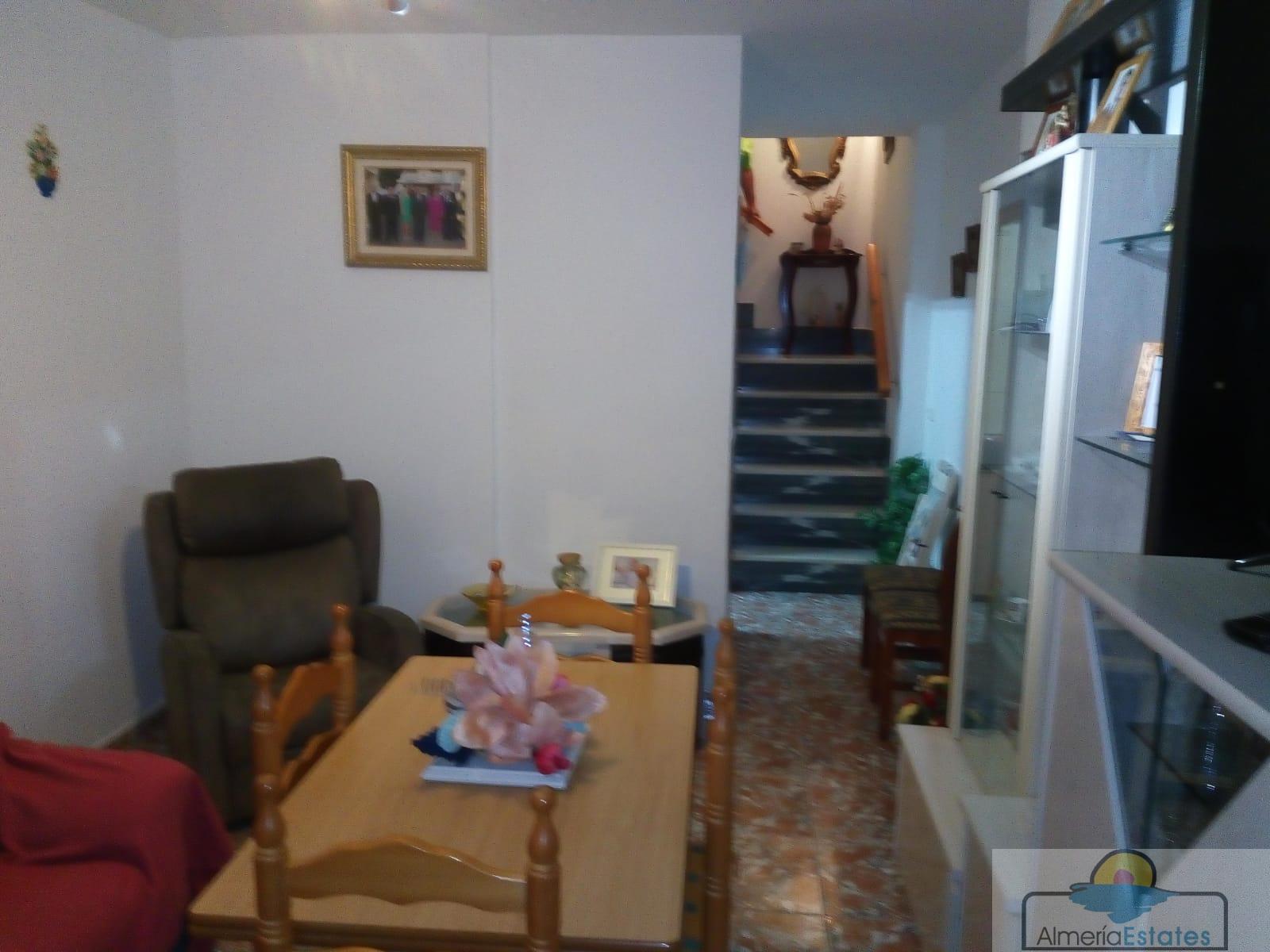 For sale of house in Olula del Río