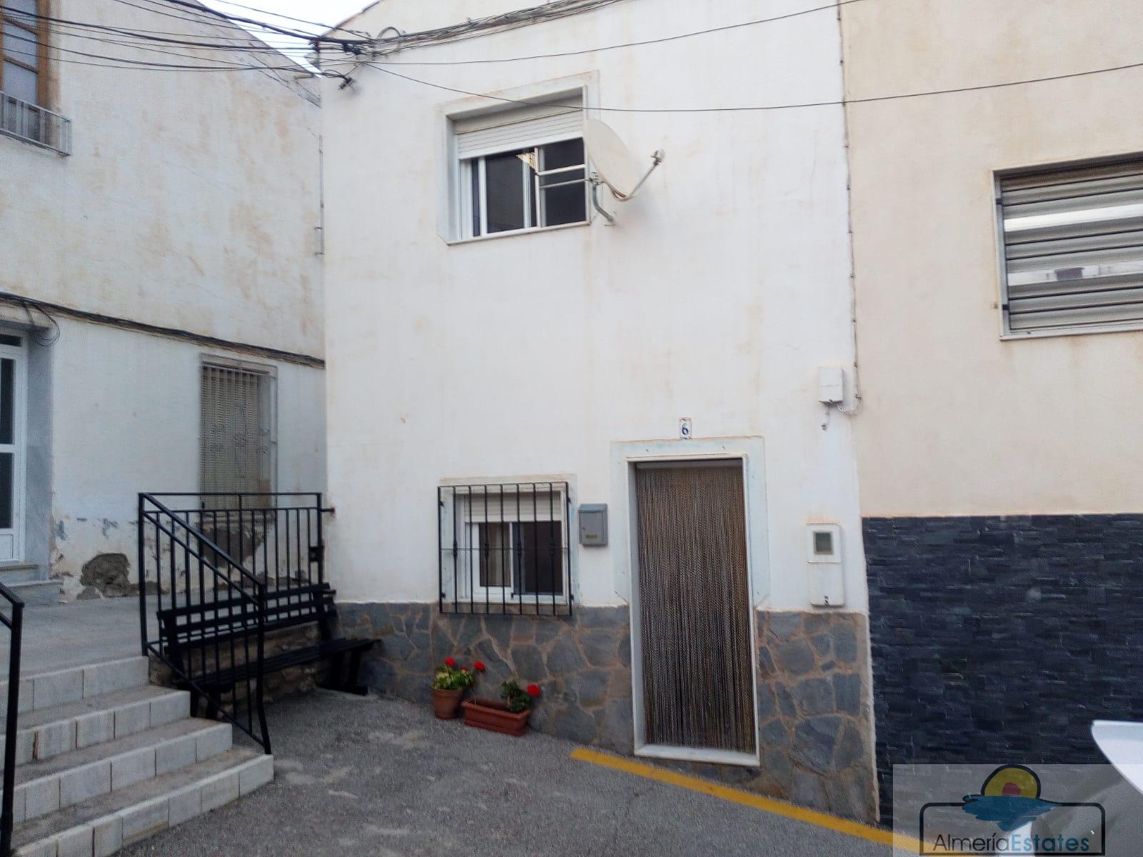 For sale of house in Olula del Río