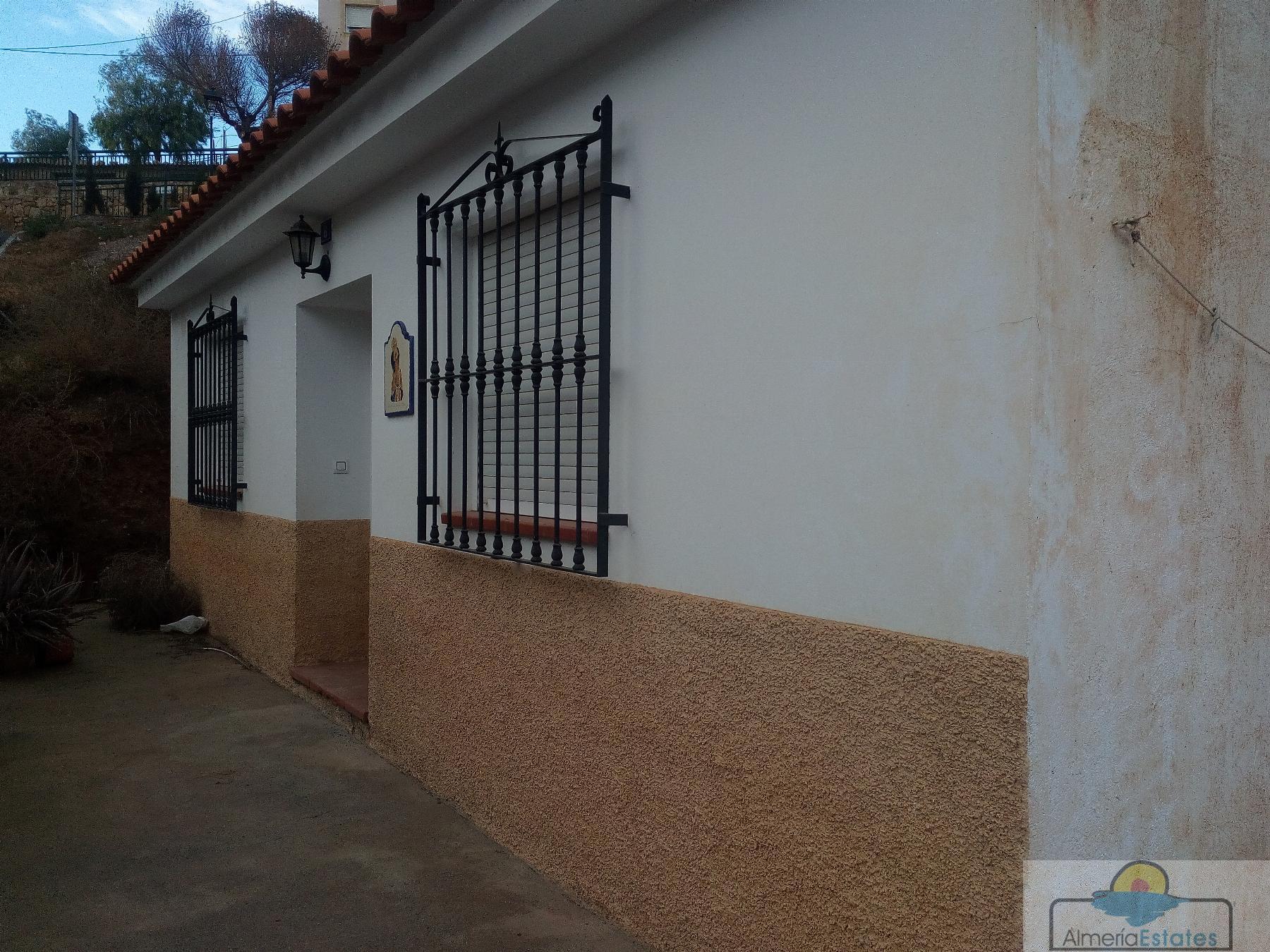 Venta de villa en Taberno