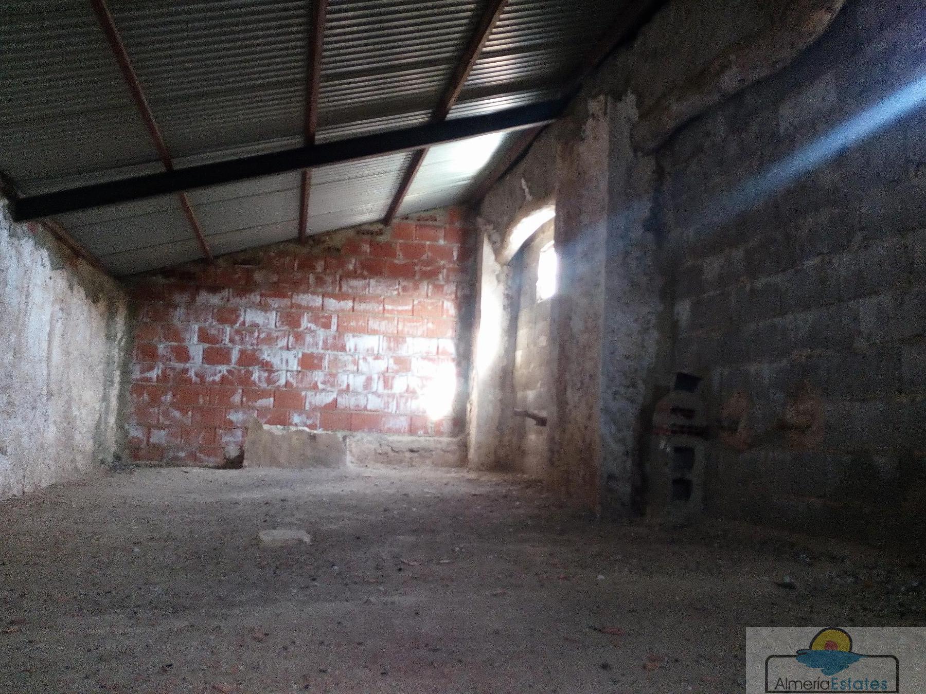 For sale of rural property in Taberno