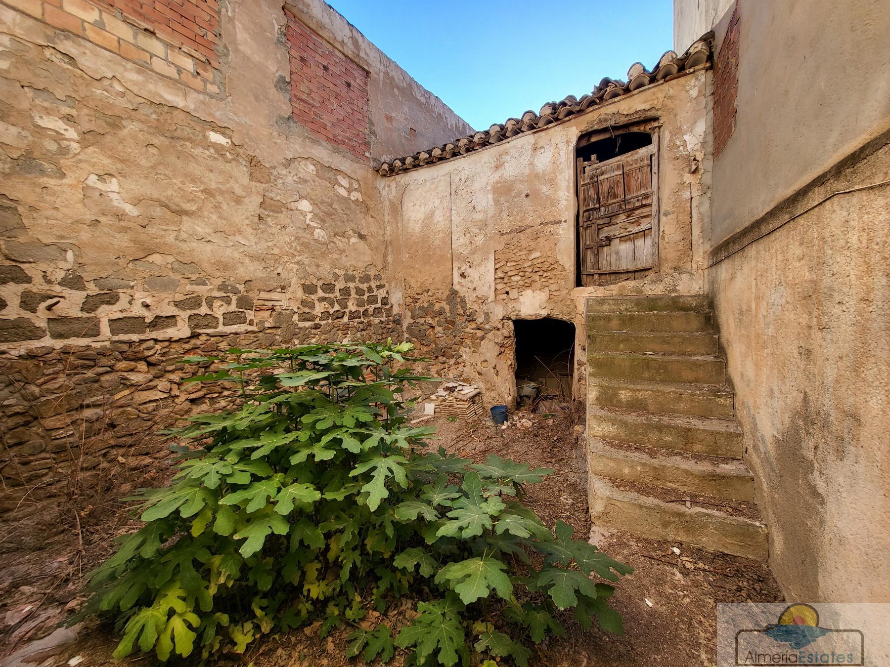 Venta de casa en Cantoria