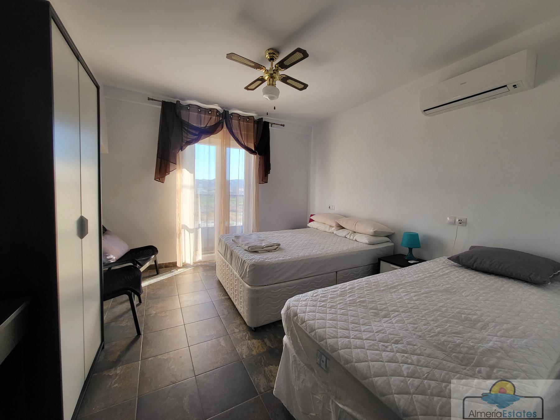 Venta de villa en Arboleas