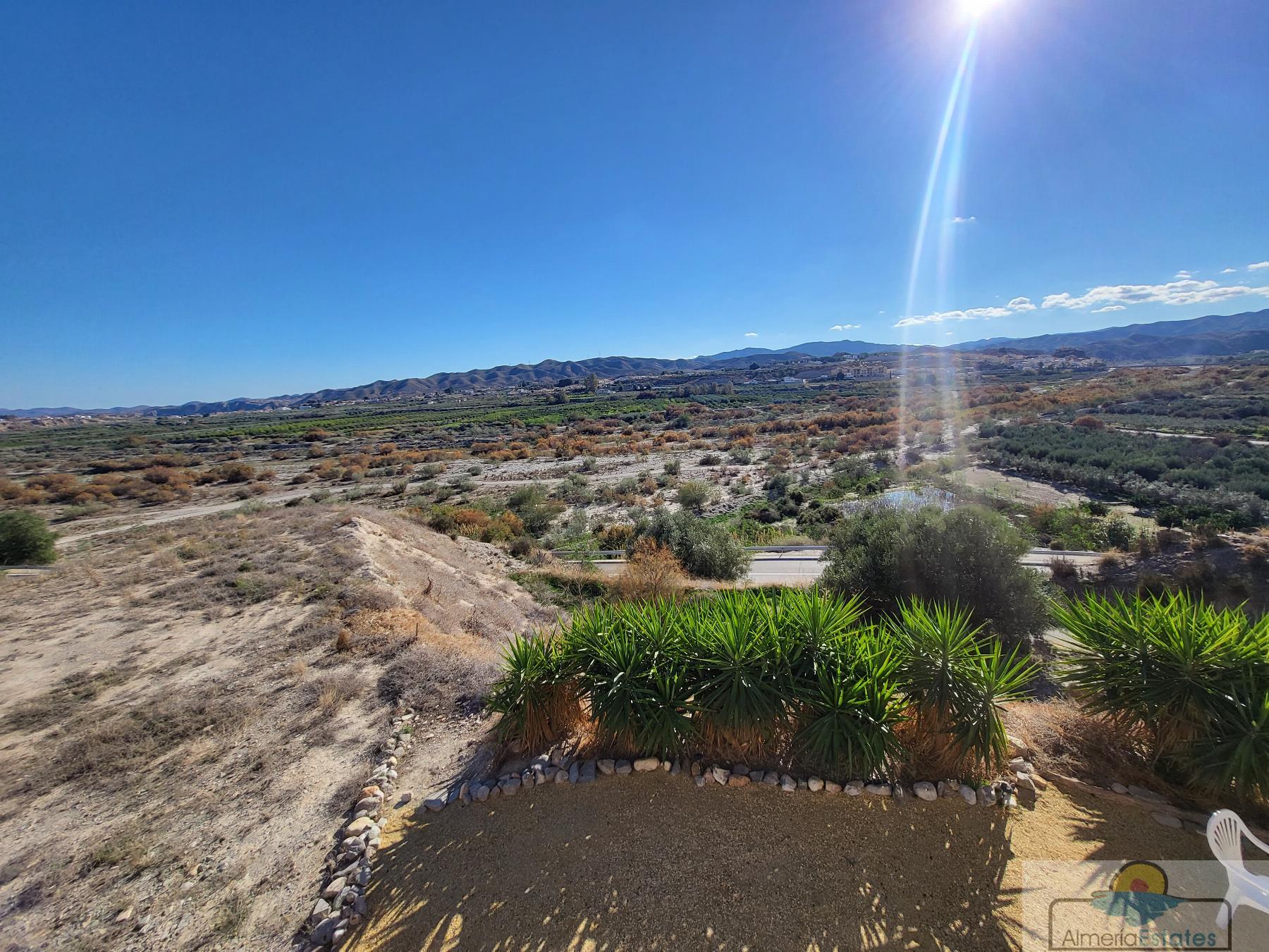 Venta de villa en Arboleas