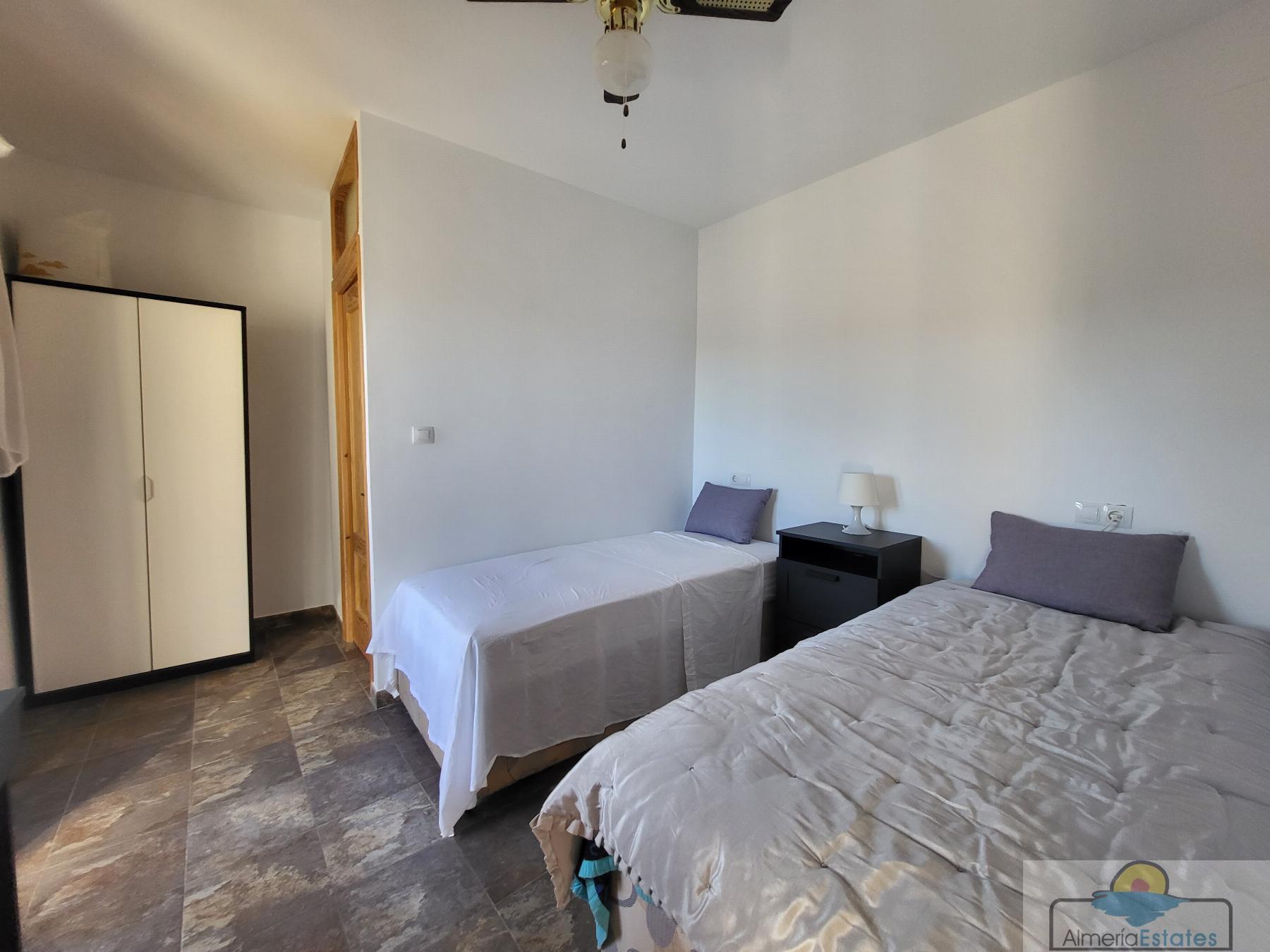 Venta de villa en Arboleas