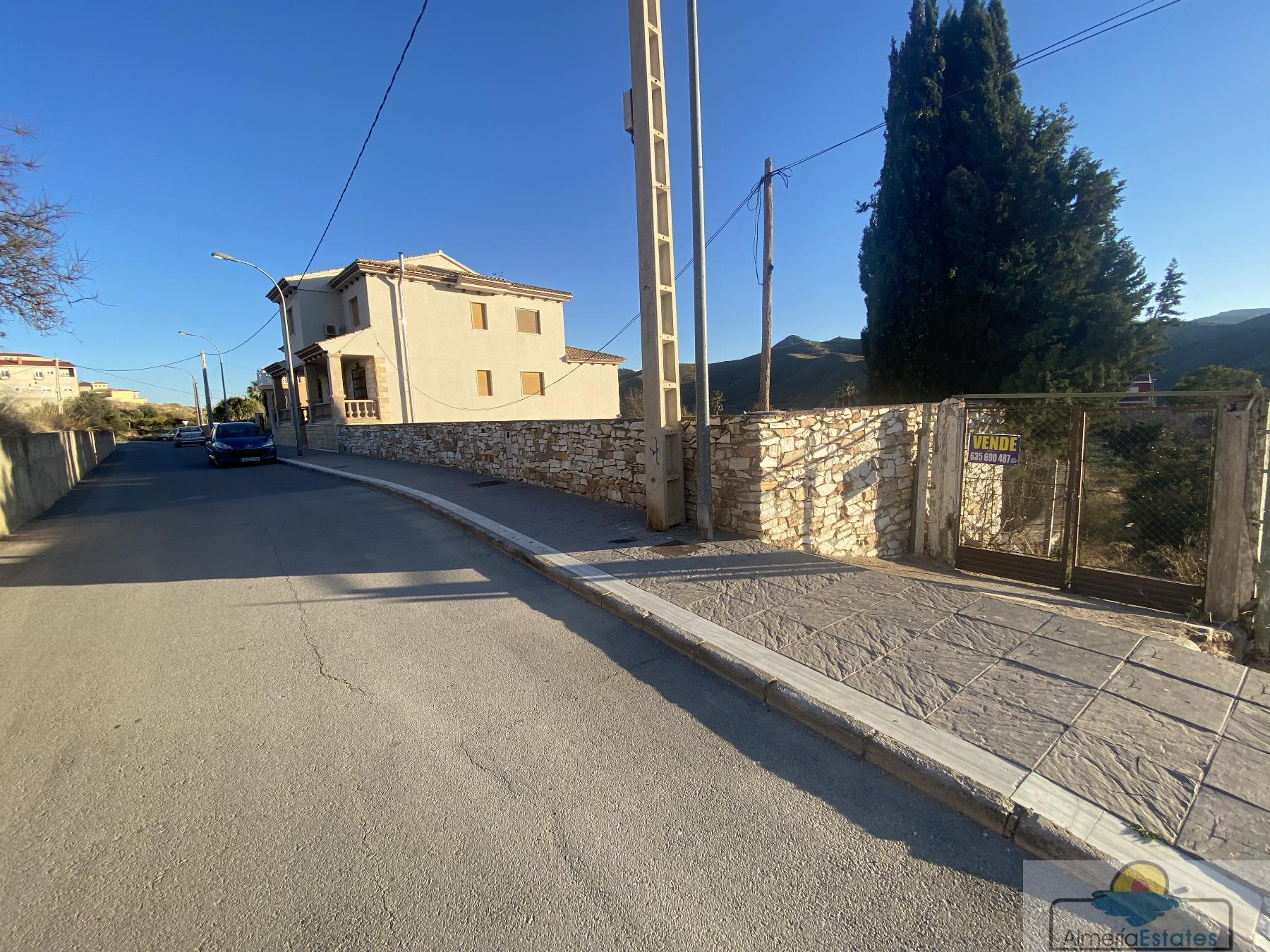 Venta de terreno en Fines