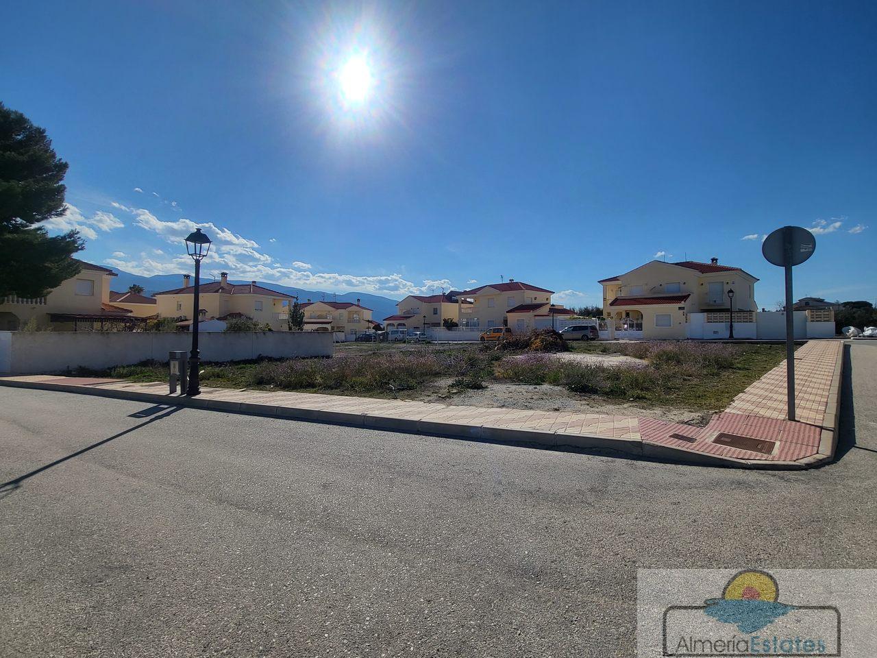 Venta de terreno en Tíjola