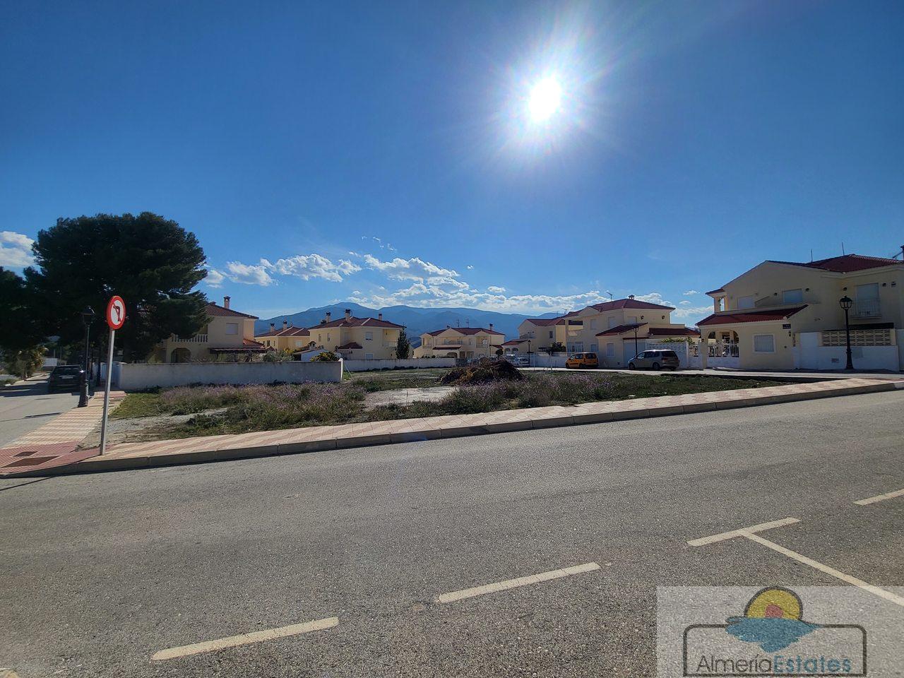 Venta de terreno en Tíjola