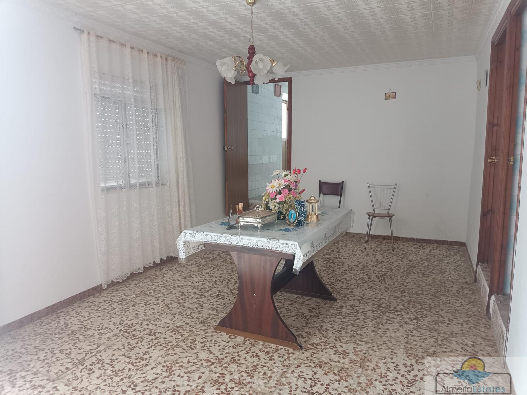 For sale of house in Taberno