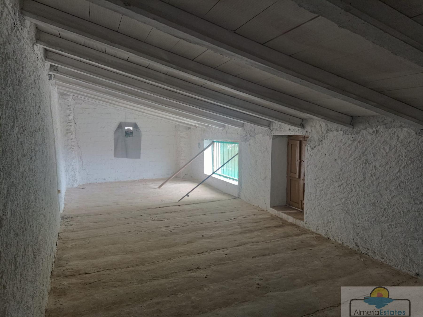 For sale of house in Taberno